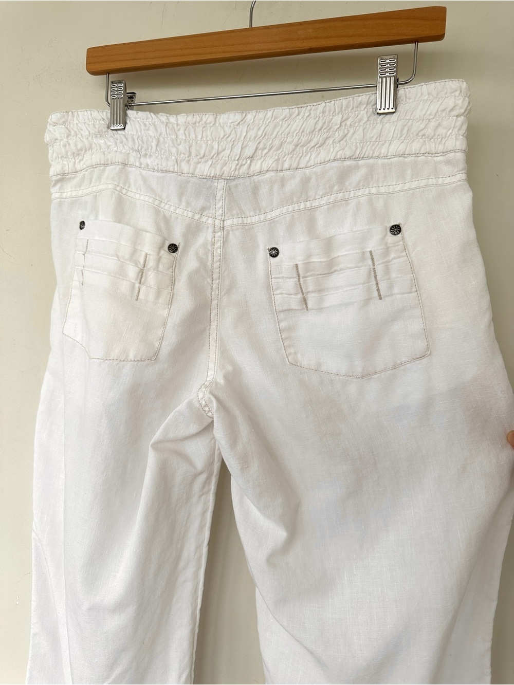 Athleta Casual Linen Pants, Medium Rise, Straight Legs, Relaxed Fit - Picture 8 of 13